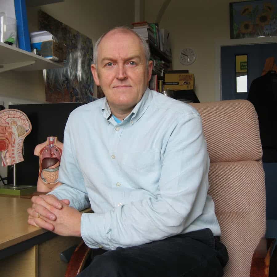 Dr John Campbell